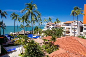 Гостиница Plaza Pelicanos Grand Beach Resort All Inclusive  Пуэрто-Вальярта